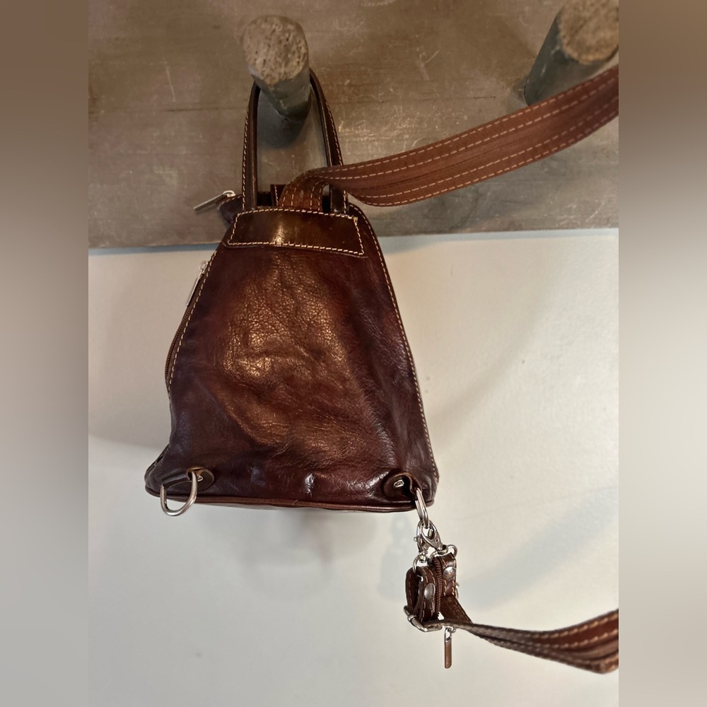 Convertible leather backpack - Picture 12 of 16